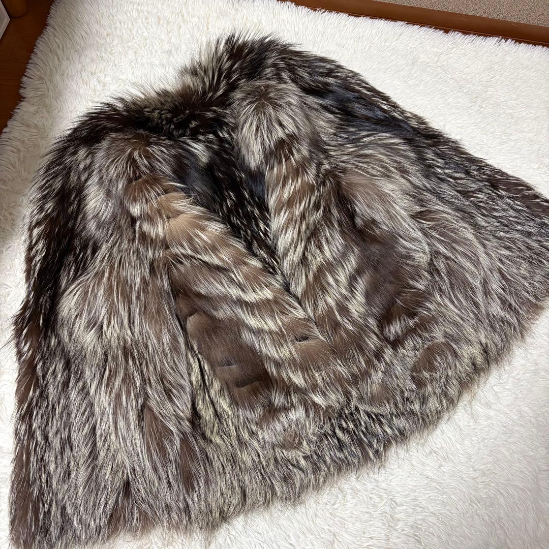 美品  SAGA FOX ロイヤルサガフォックス F 肉厚 毛並み◎