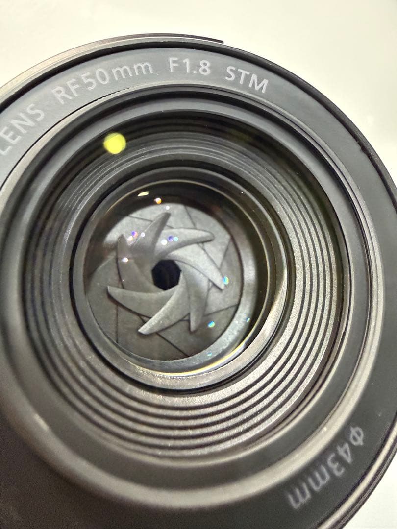 キャノン　Canon RF50mm F1.8 STM
