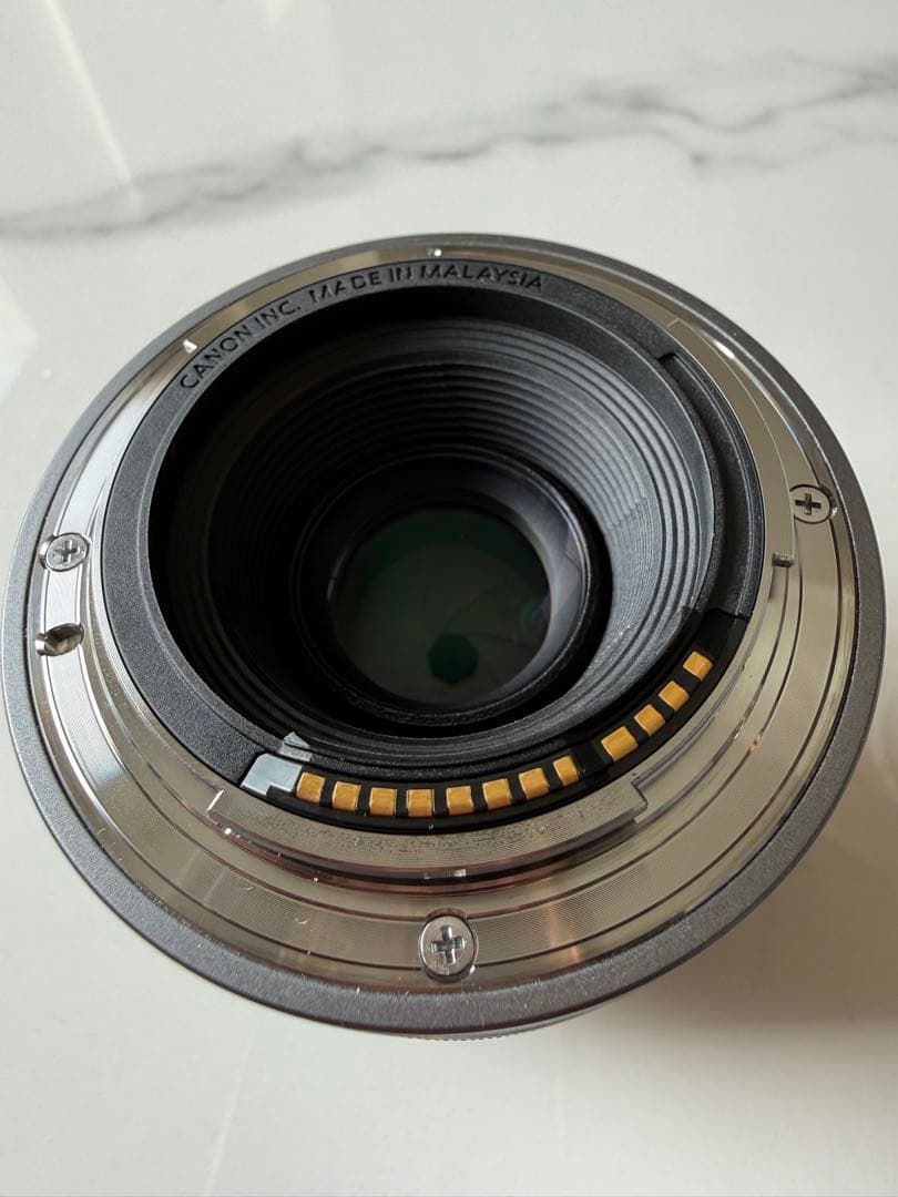 キャノン　Canon RF50mm F1.8 STM