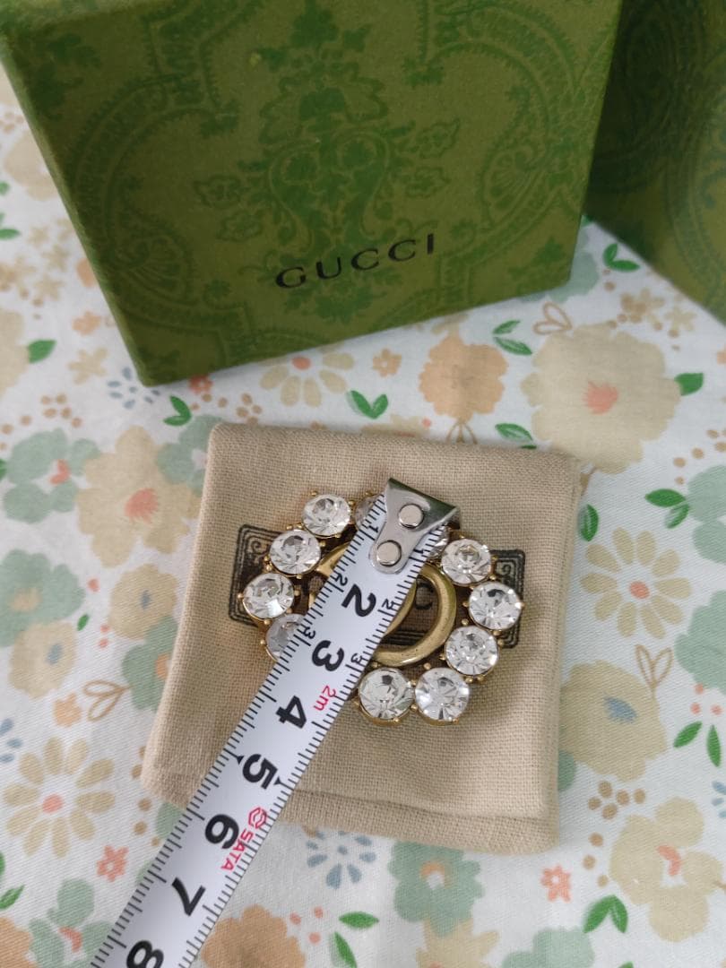 ■箱あり■超美品☆　ブローチ