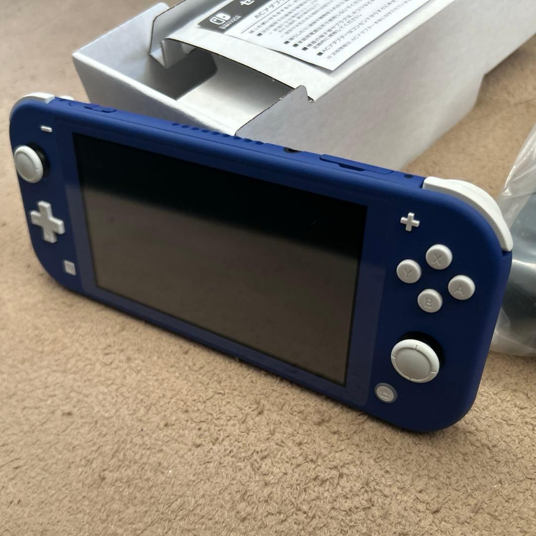 Switch Nintendo Lite ブルー&シリコンケース付