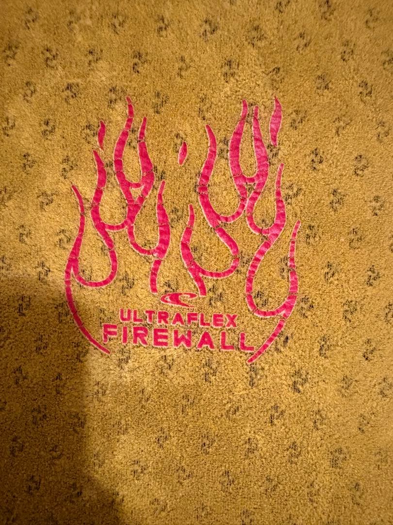 最終SALE☆O'Neill セミドライ5×3mm レディースウェットスーツ