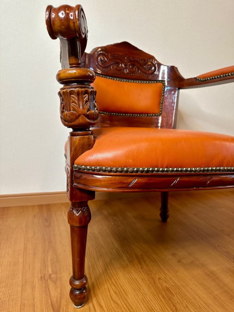イタリア製 レザー アームチェア①