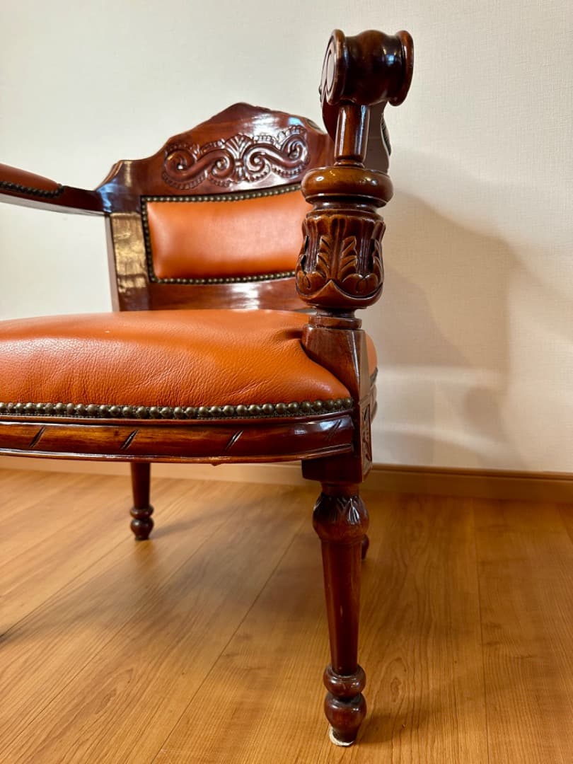 イタリア製 レザー アームチェア①