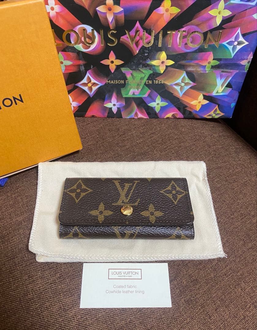 ルイヴィトン　モノグラム　キーケース　4