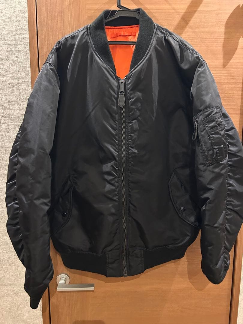 【美品】AVIREX MA-1 COMMERCIAL ブラック