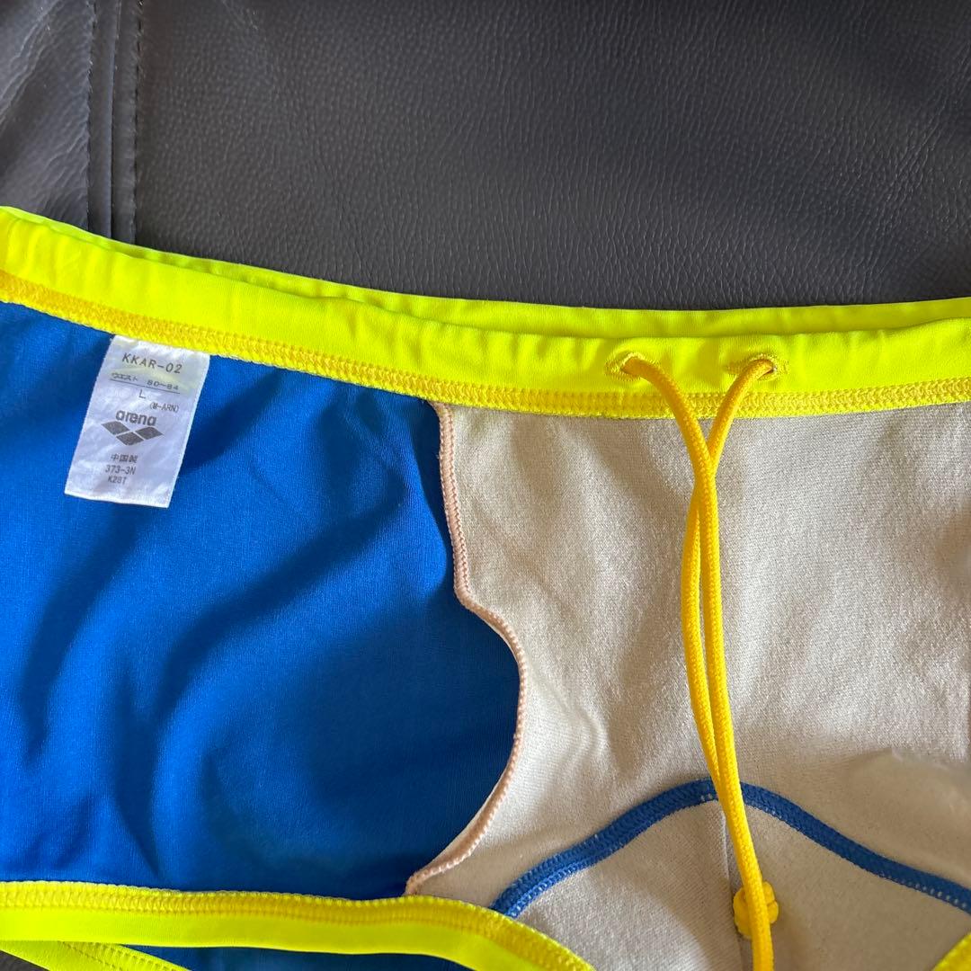 男子水着 青と黄 ショートパンツ