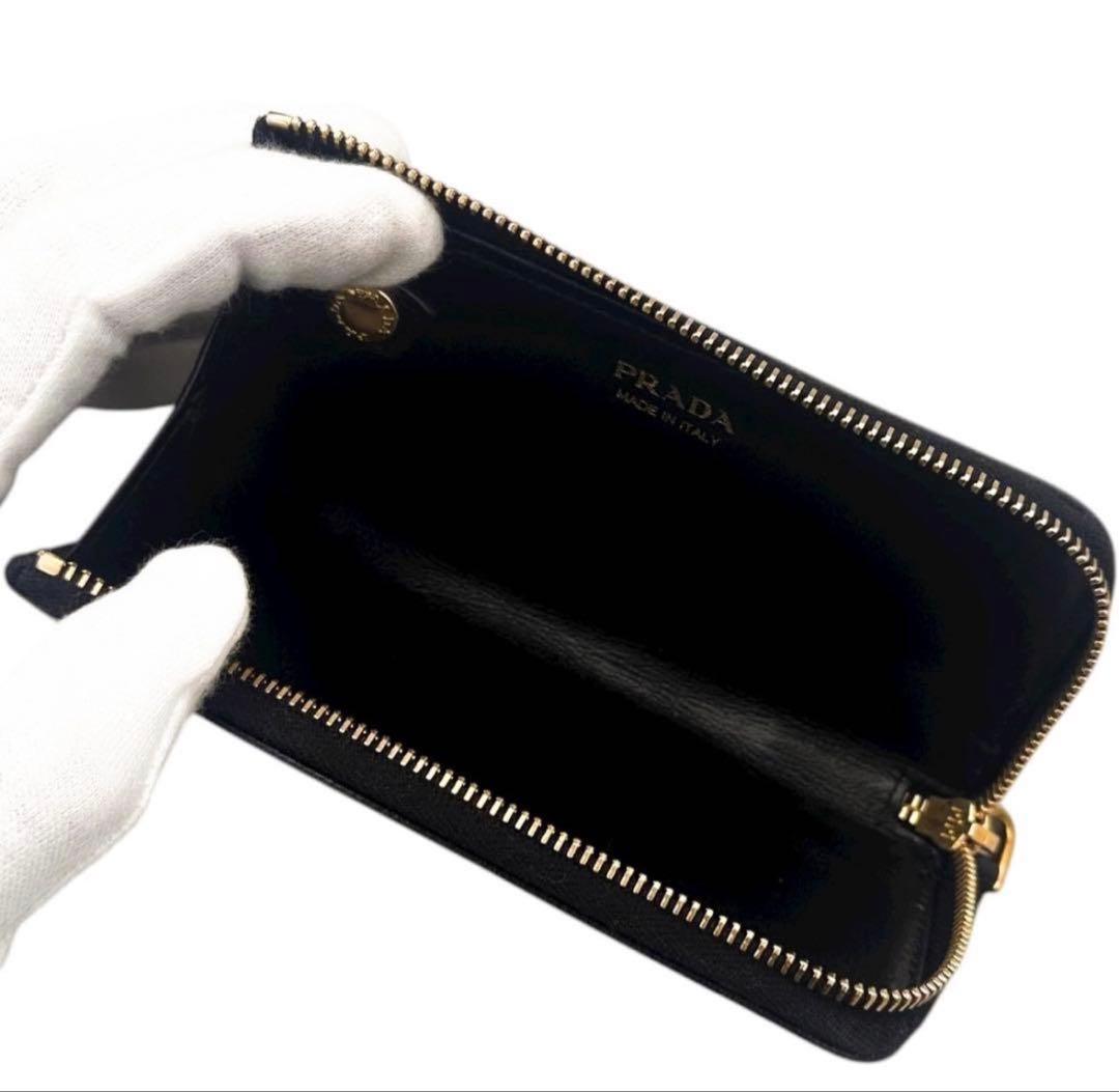 PRADA ブラック キーケース　ケース
