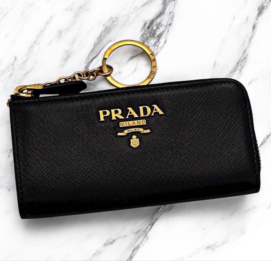 PRADA ブラック キーケース　ケース
