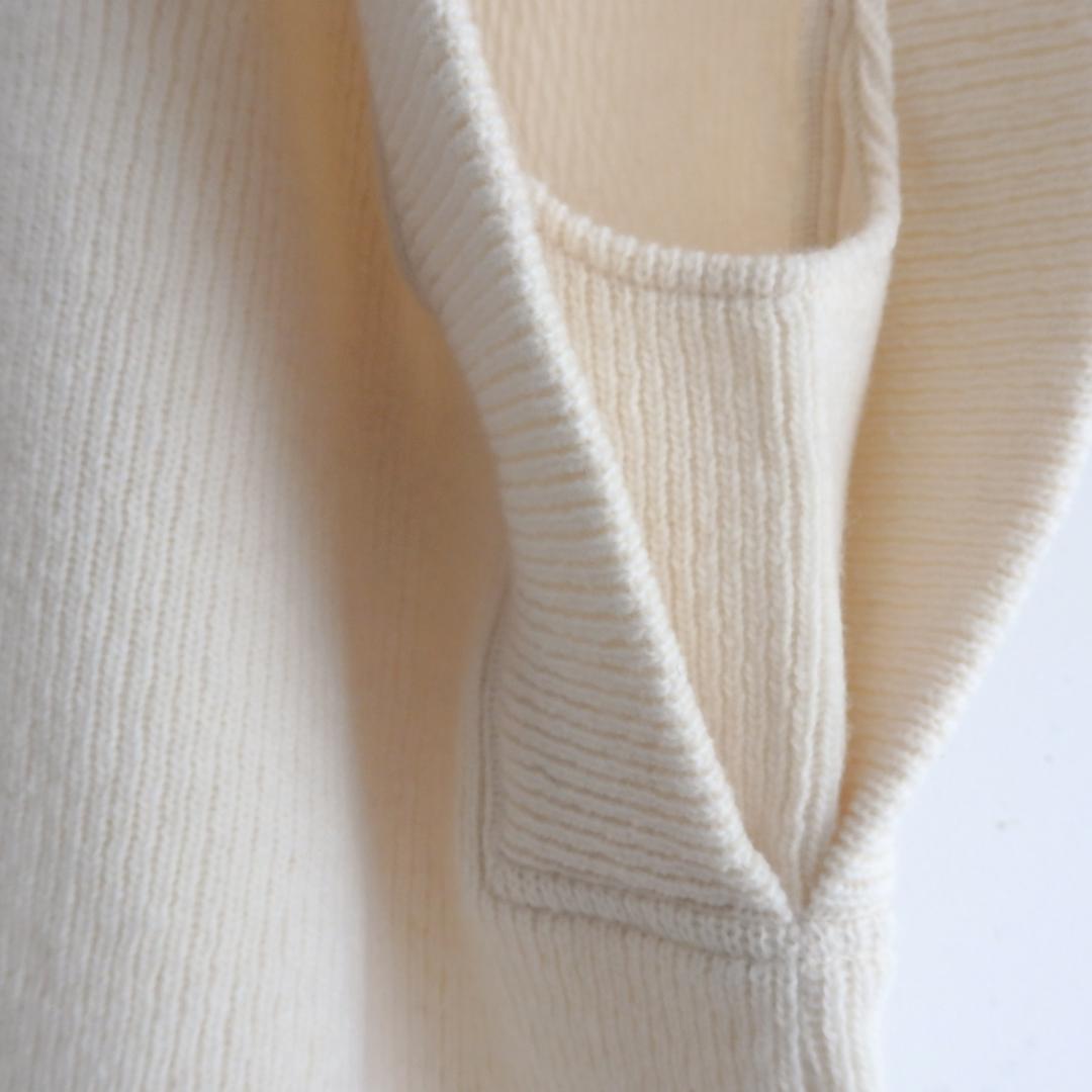 【新品】定価35,200円　COGTHEBIGSMOKE　KIKI GILET