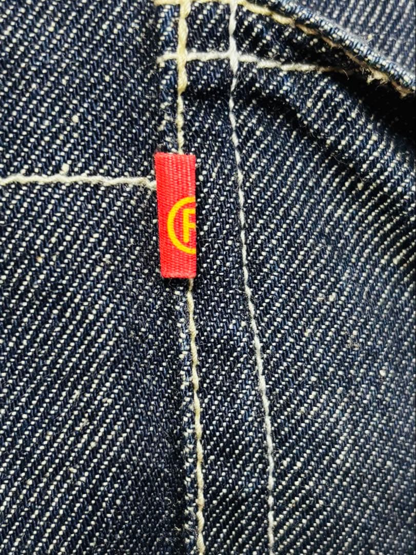 リーバイスレッド　中綿入りリバーシブルコート　Mサイズ