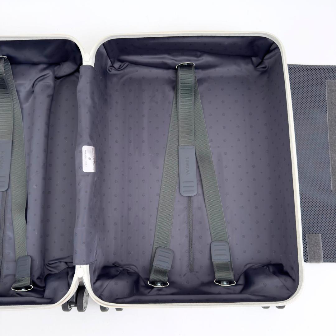 美品 リモワ エッセンシャルキャビン 36L 4輪 TSAロック 機内持込み 白