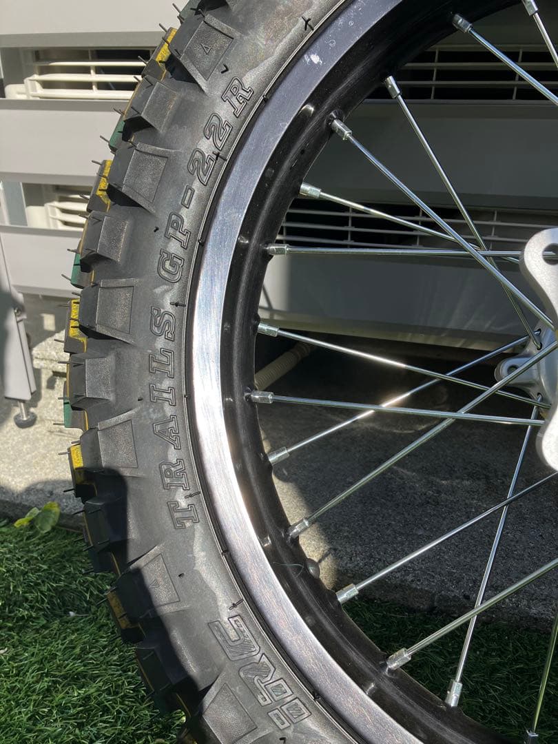 CRF MD４７オフロードタイヤ・ホイールセット