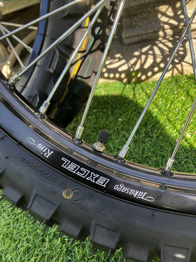 CRF MD４７オフロードタイヤ・ホイールセット