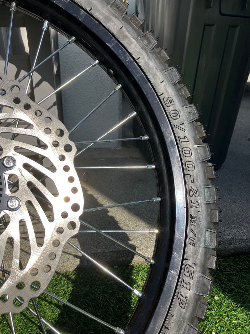 CRF MD４７オフロードタイヤ・ホイールセット