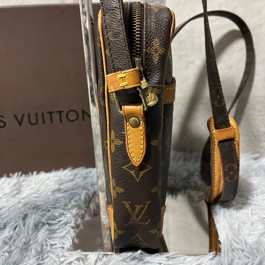 LOUIS VUITTON ルイヴィトン M45266 モノグラム ダヌーブ