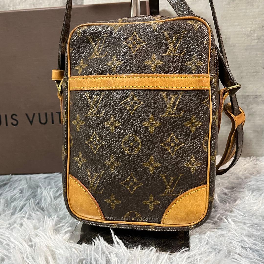 LOUIS VUITTON ルイヴィトン M45266 モノグラム ダヌーブ