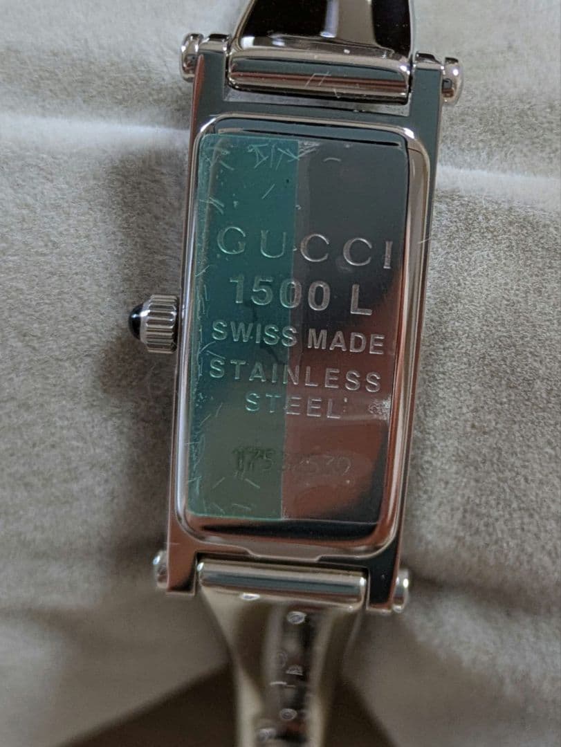 GUCCI 1500L 1Pダイヤクォーツ　シルバー 【新品未使用】