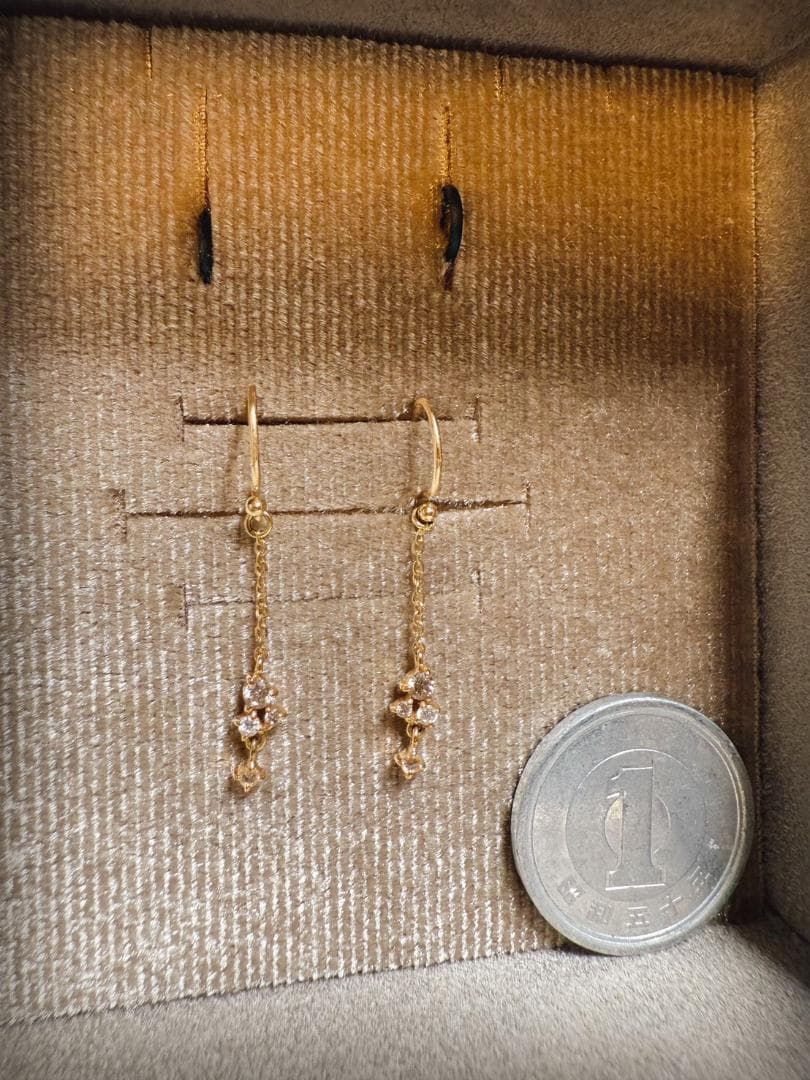 も*ぃ様 【ete】2019クリスマスオーヴ K18両耳ピアス