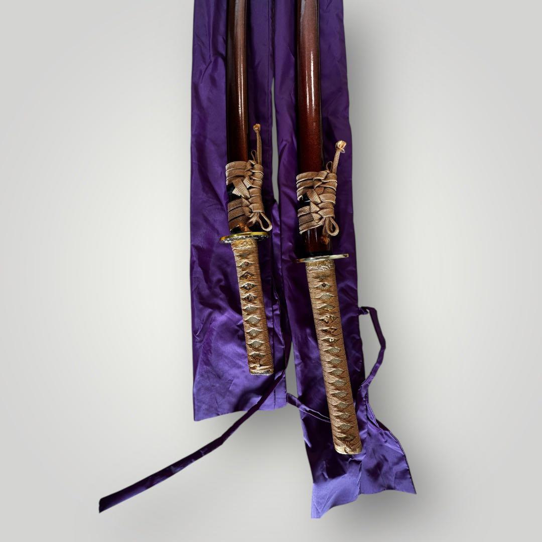 日本刀（模造刀）2本セット　刀置き付きJapanese sword,