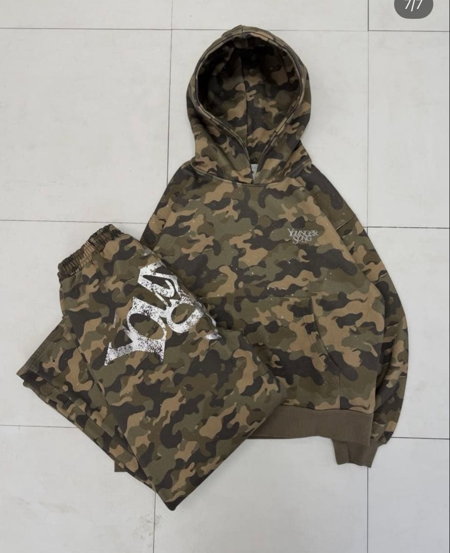 younger__song セットアップのトップス　Sサイズ 迷彩柄 ラメ未開封