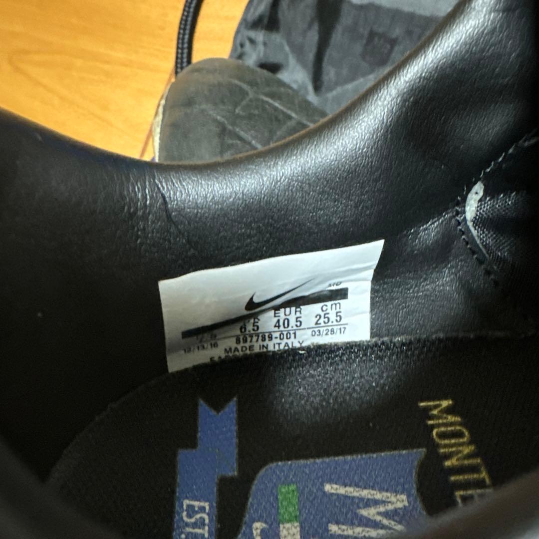 Nike Montibelluna サッカーシューズ