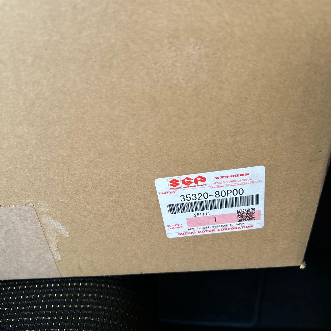 スズキ ラパン 未使用ヘッドランプ