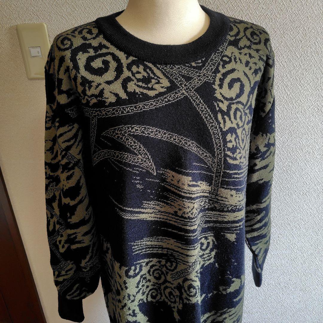 美品☆　レオナール　ニットロングワンピース 　黒・カーキ 長袖