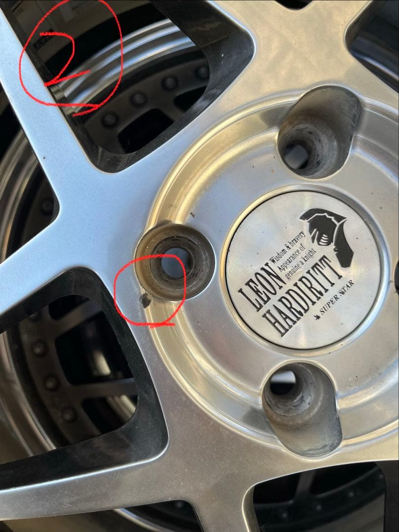 レオンハルト16インチ　initialy