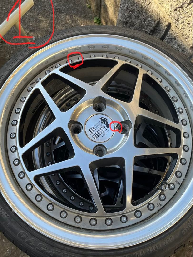 レオンハルト16インチ　initialy