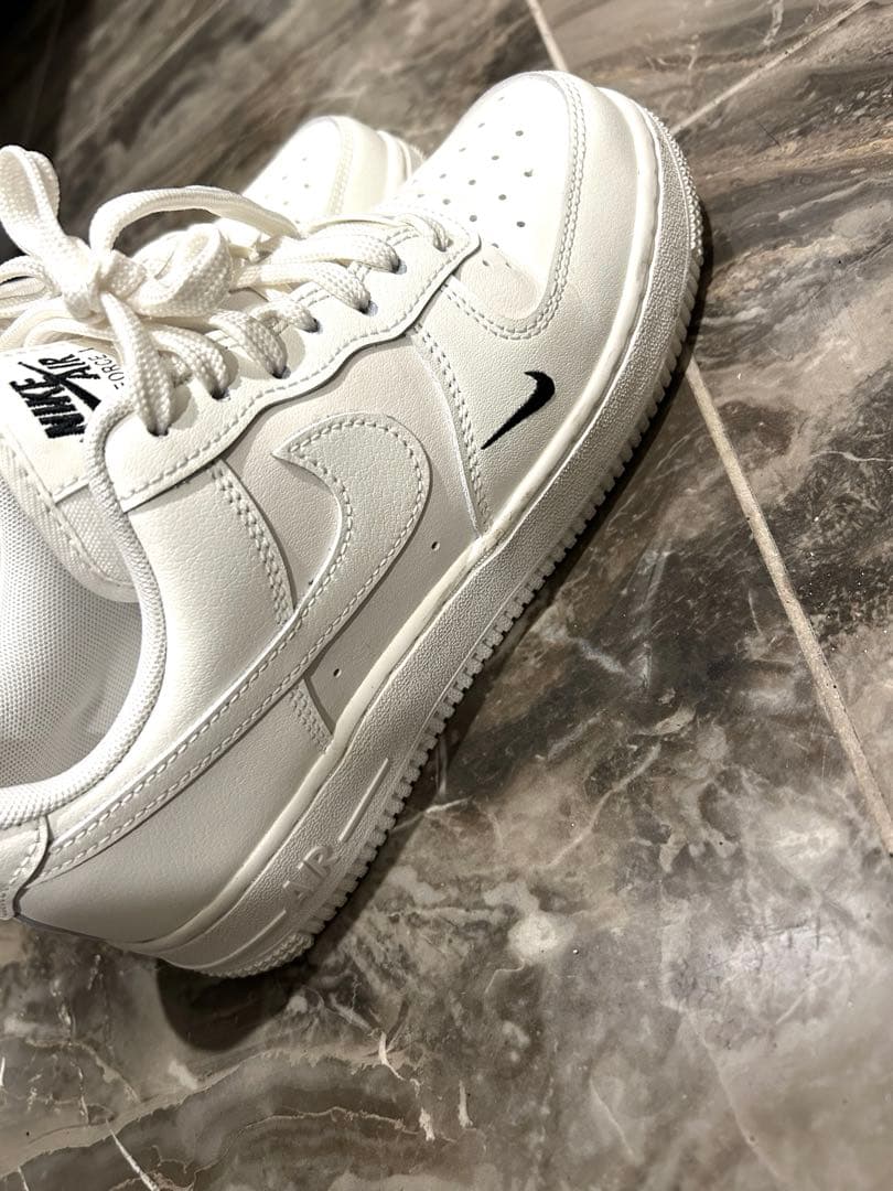 【試着のみ】W AIR FORCE 1 '07 ESS　HF1058-133