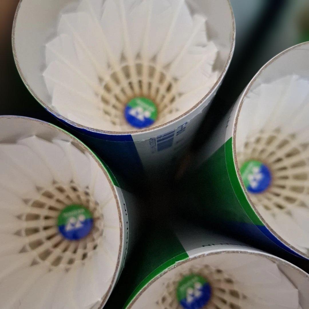 YONEX セミシャトル NEW OFFICIAL 1箱１０ダース④番手