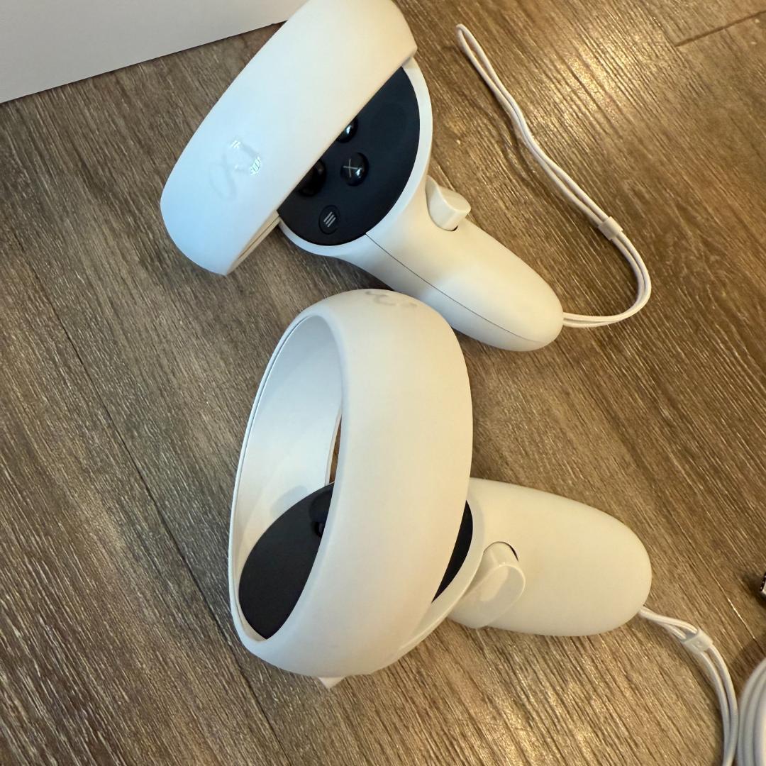 Quest2（メタクエスト2）128GBオールインワンVRヘッドセット