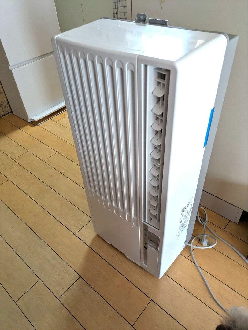 Haier窓用エアコン ホワイト