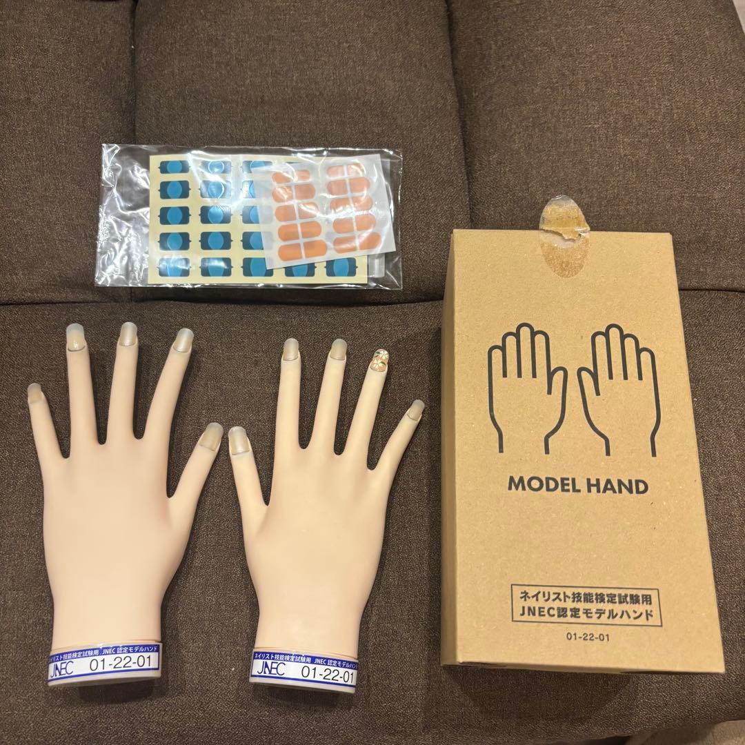 【左右骨折なし美品】JNEC ネイリスト技能検定試験 認定モデルハンド チップ