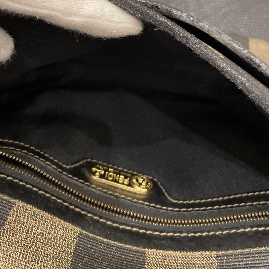 【極美品】FENDI ショルダーバッグ ヴィンテージ ペカン柄 ロゴ金具