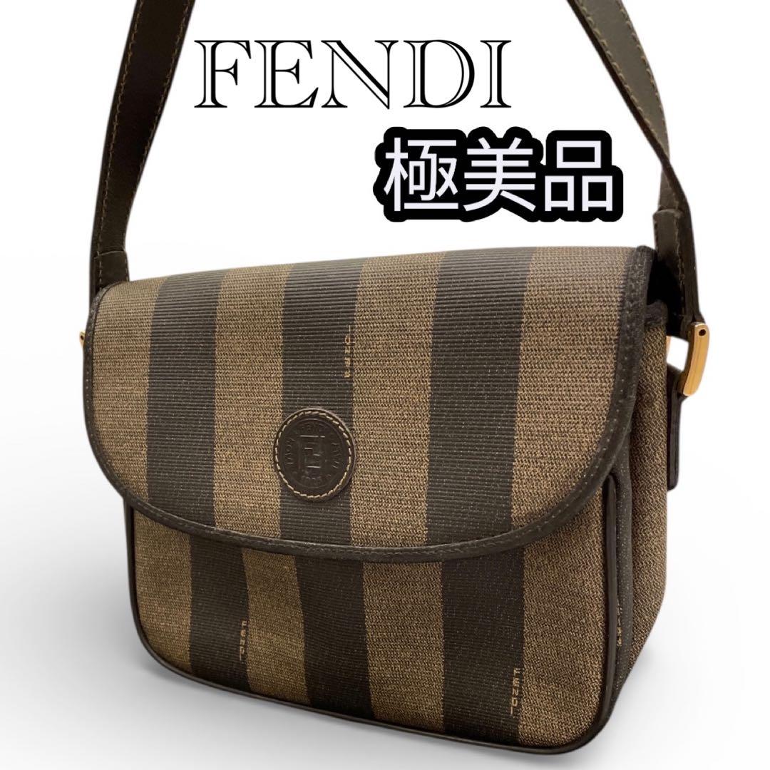 【極美品】FENDI ショルダーバッグ ヴィンテージ ペカン柄 ロゴ金具