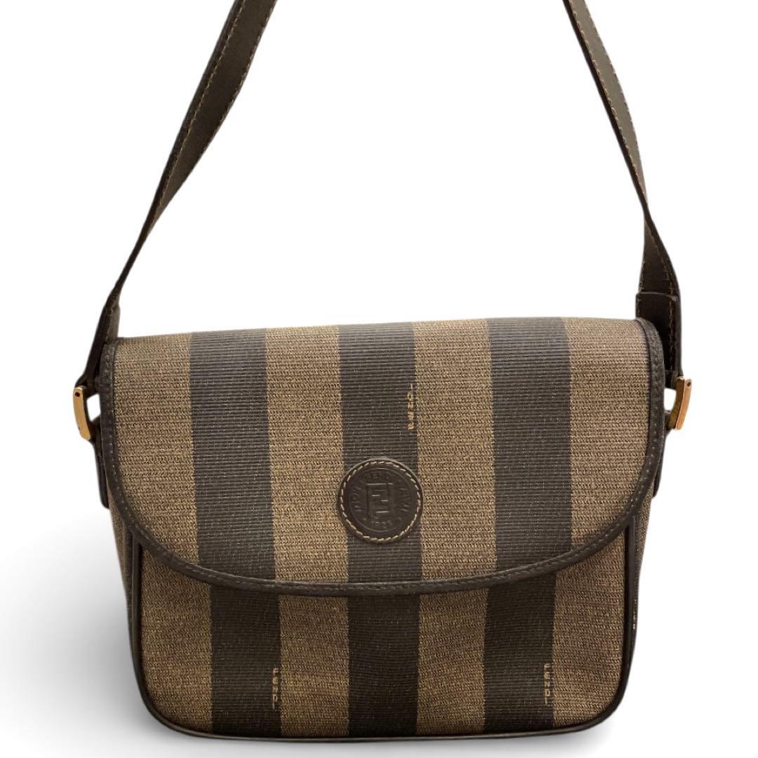 【極美品】FENDI ショルダーバッグ ヴィンテージ ペカン柄 ロゴ金具