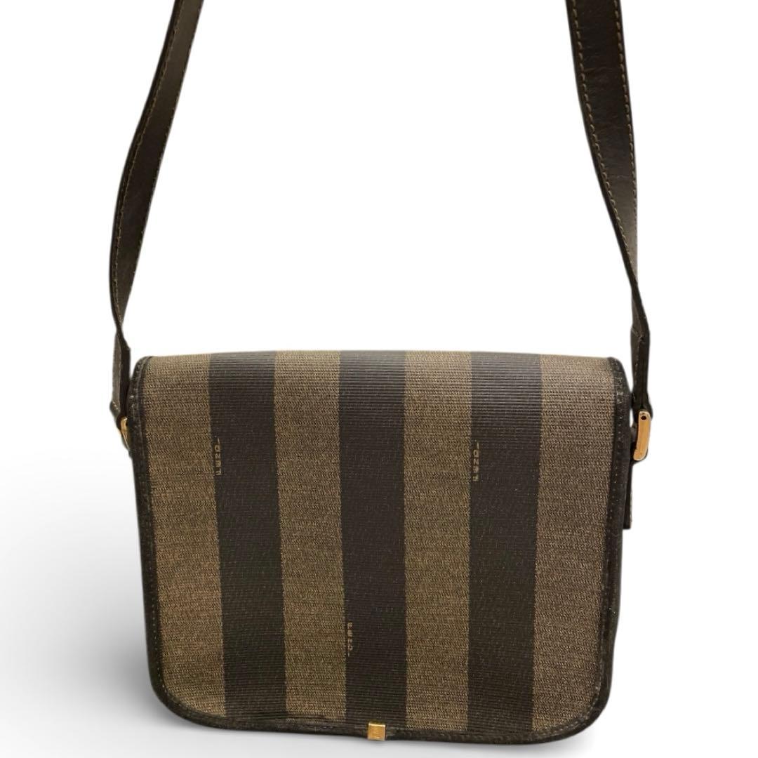 【極美品】FENDI ショルダーバッグ ヴィンテージ ペカン柄 ロゴ金具
