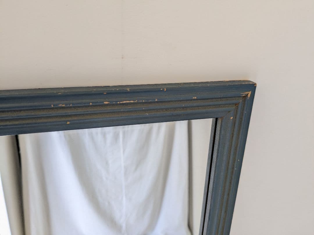 70-80s vintageのモダンなウォールミラー。