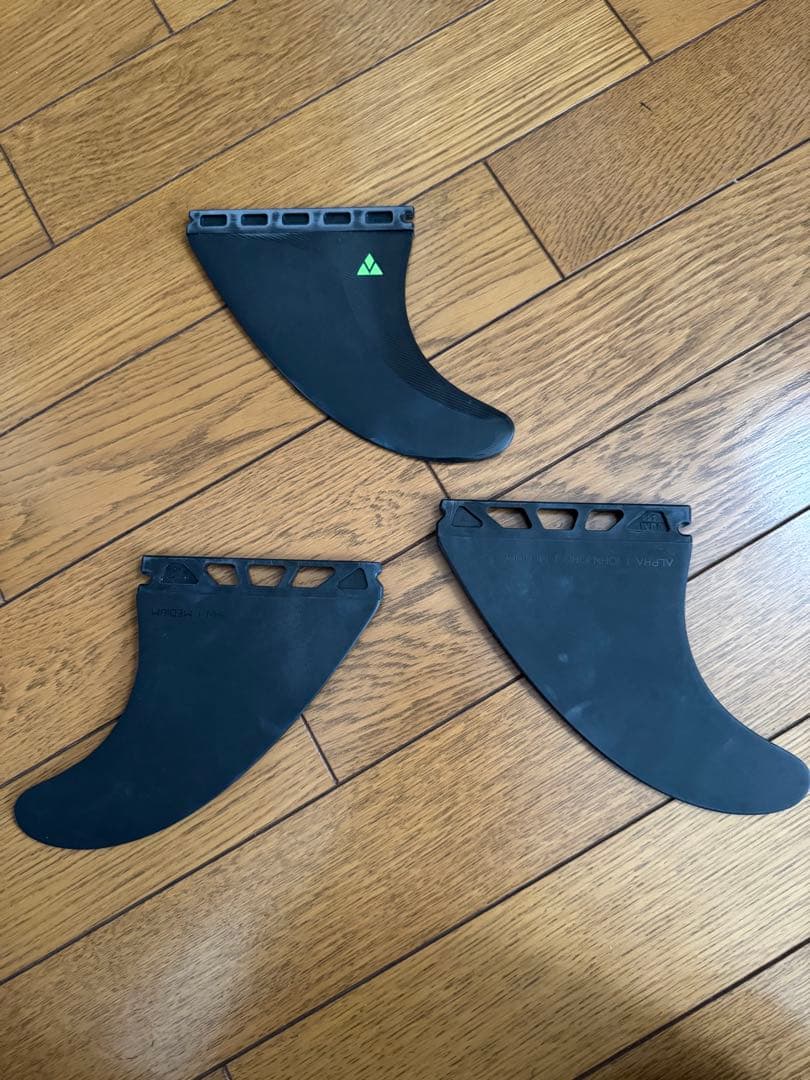 ジョンジョンフローレンス　ALPHA フィン