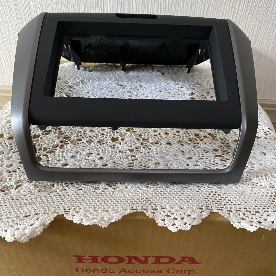 ma-sa様　HONDA フリード　カーナビ &カーナビパネル　☆美品☆