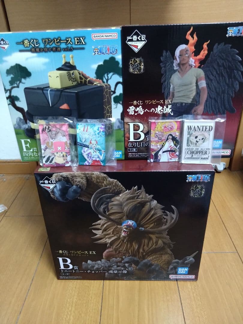 一番くじ ワンピース B賞 チョッパー　E賞 四角なのに死角無し　キング魂豪示像