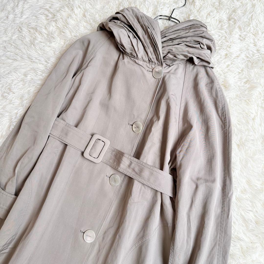 極美品 ジョルジオアルマーニ ベージュ フード付きロングコート 38