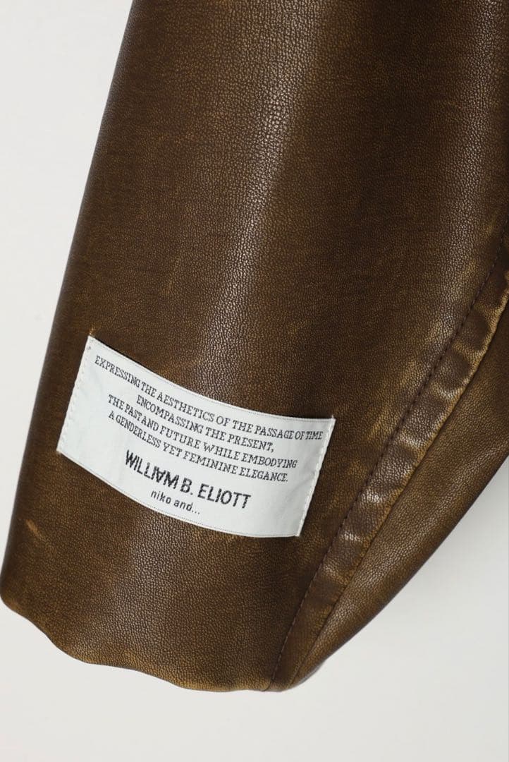 niko and... レザーコート　カラー完売品