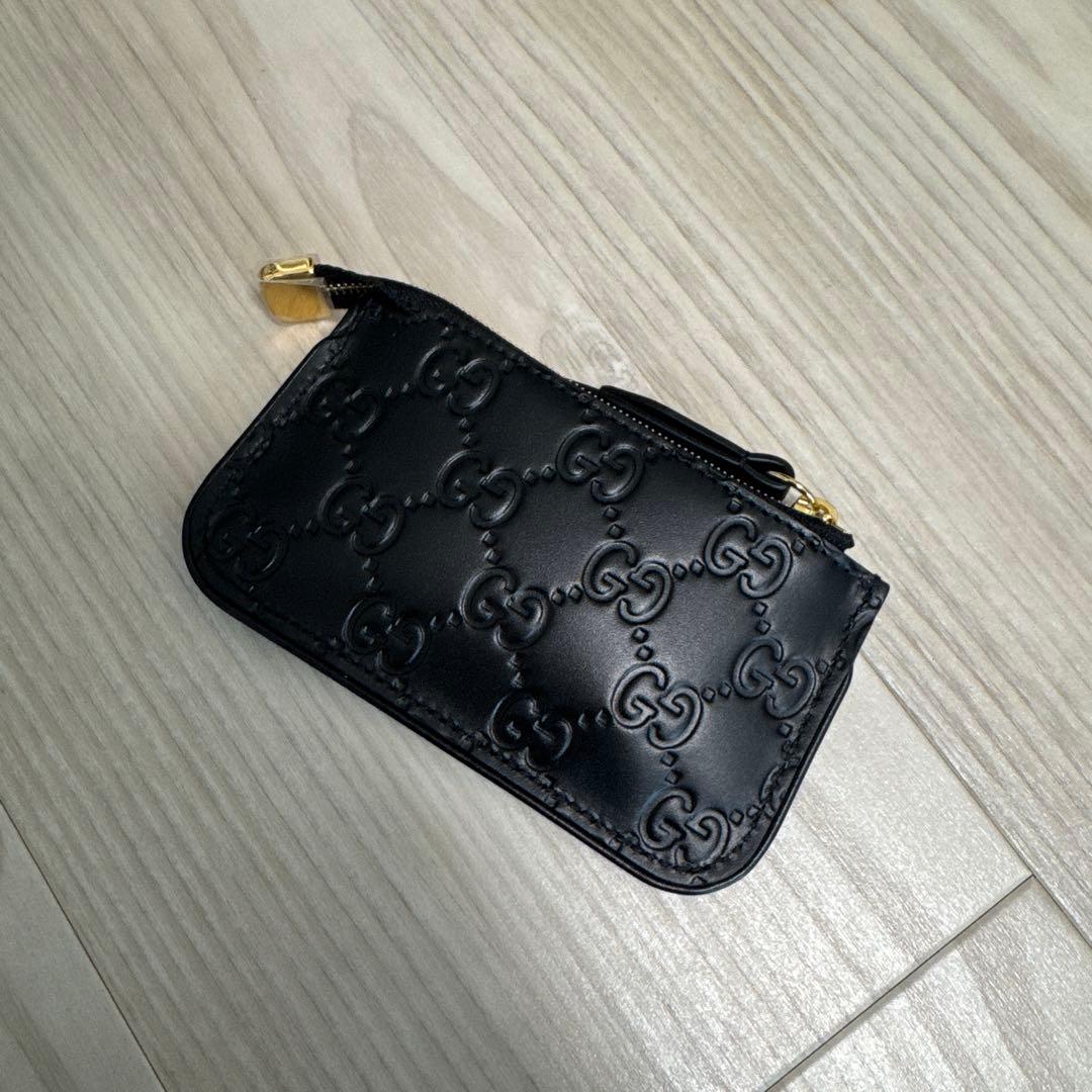 Gucci ブラック レザー キーケース