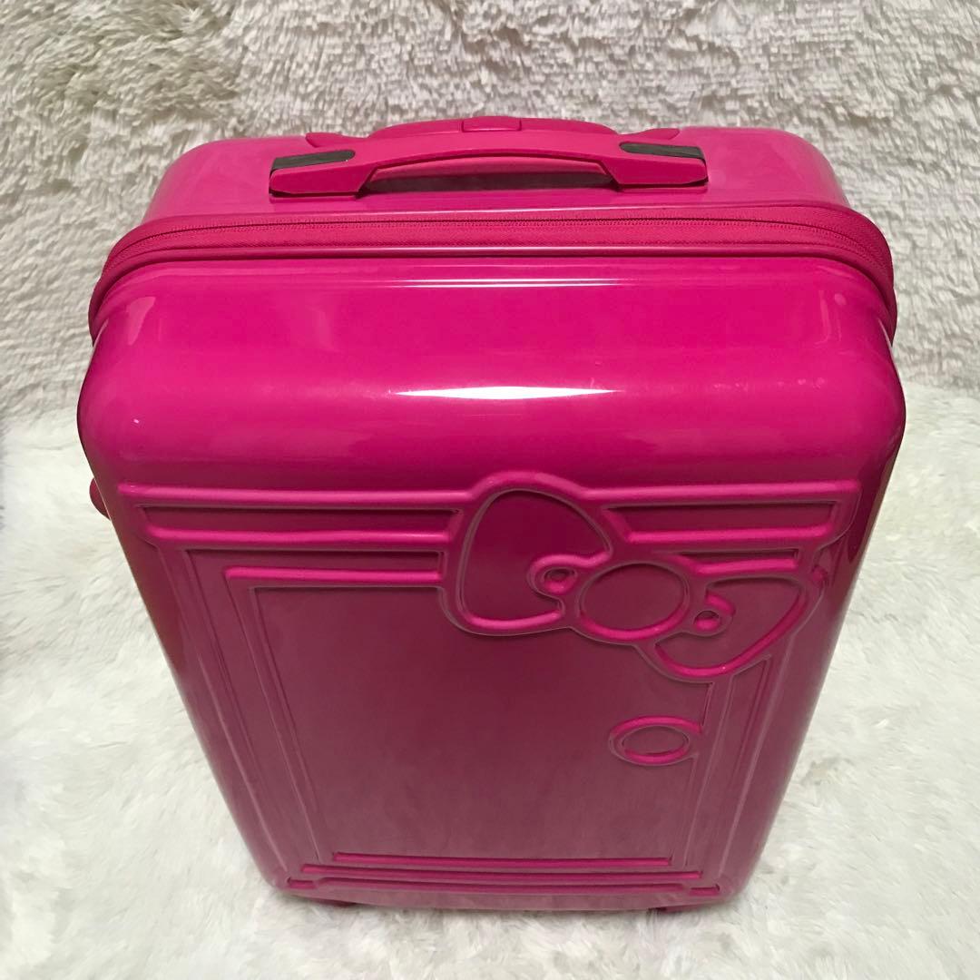 【美品】ハローキティ ドラえもん コラボ スーツケース ピンク キャリーバッグ