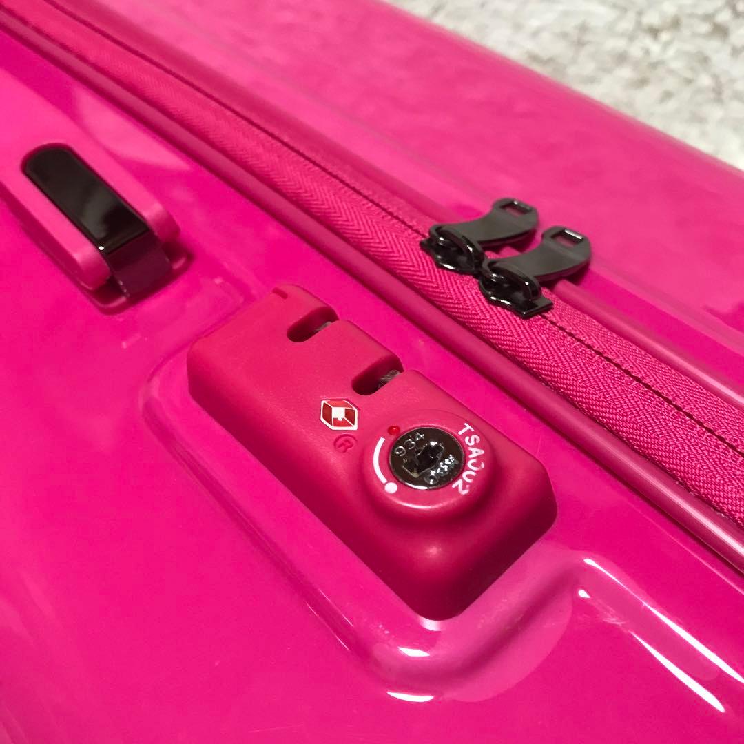 【美品】ハローキティ ドラえもん コラボ スーツケース ピンク キャリーバッグ