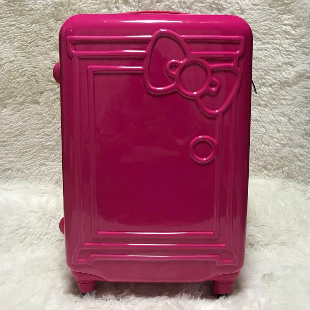 【美品】ハローキティ ドラえもん コラボ スーツケース ピンク キャリーバッグ