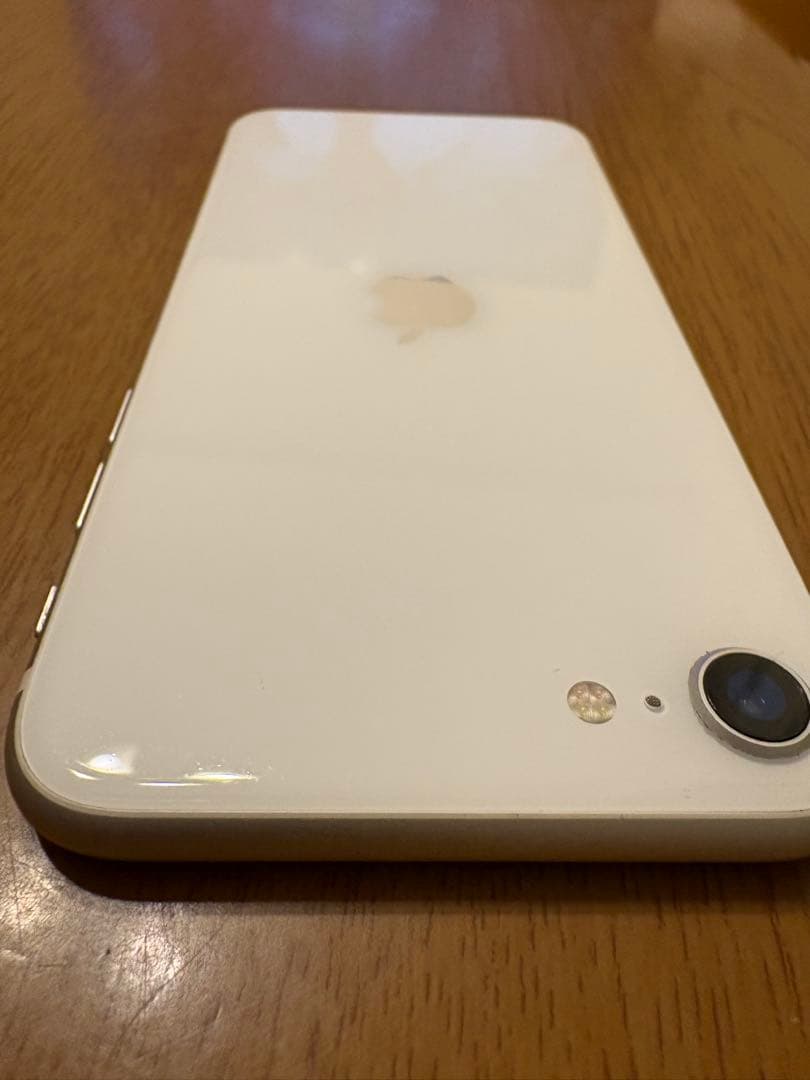 Apple iPhone SE 第2世代　128GB ホワイト